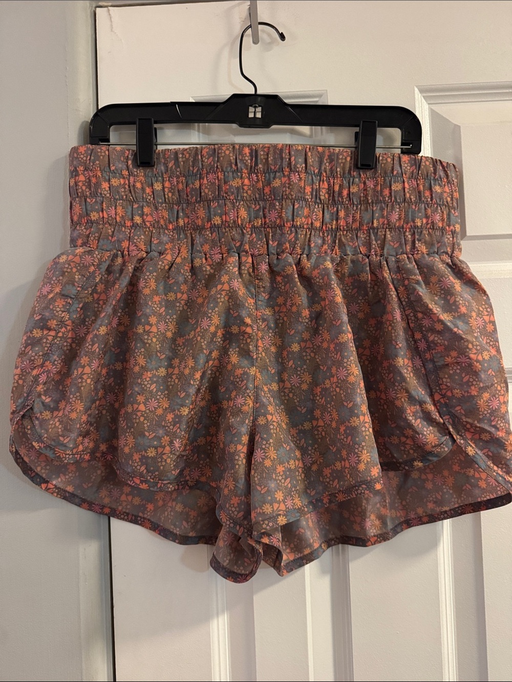 NATURAL LIFE Pink Floral Smocked Waist Athletic Shorts on Gray